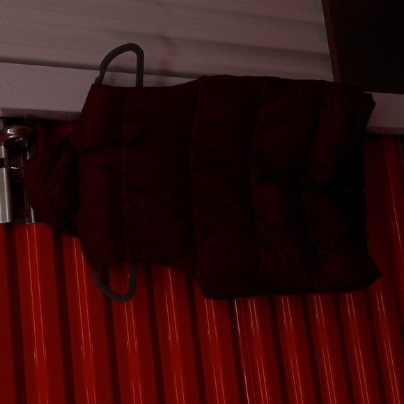 Women's old navy puffer vest size small - Picture 2 of 2